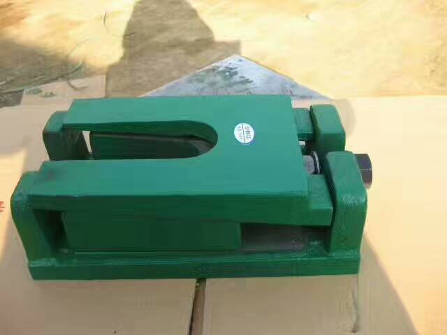 三層可調(diào)墊鐵